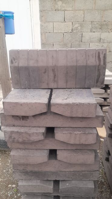 Садовые бордюры: Садовый бордюр, Литой, Бетонный, Овальный, Новый — 5