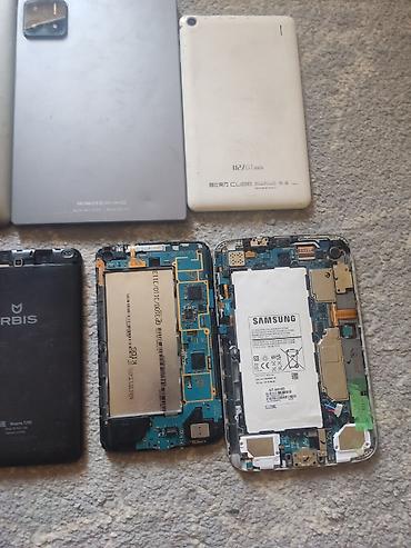 Планшеты: Планшет, Samsung, память 16 ГБ, 9" - 10", 4G (LTE), Б/у, Классический цвет - Черный — 7