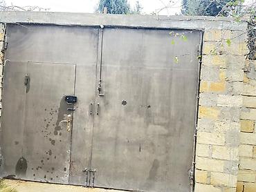 darvaza qapi: Dəmir darvaza 5,7 profillərnən yığılıb. Ölçüsü eni 3 metr uzunluqu 3 — 2