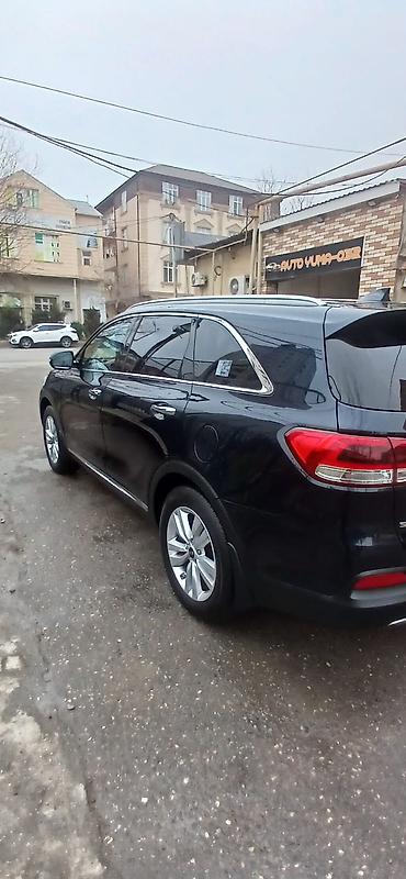 Kia: Kia Sorento – geniş və rahat ailə krossoveri - Kuzov: göy rəng - — 2