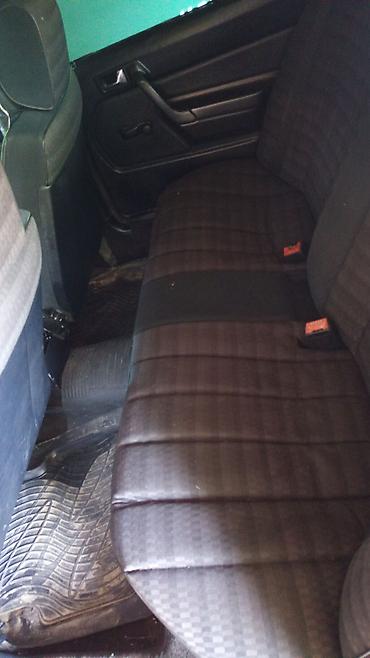 Mercedes-Benz: Mercedes-Benz 190E sedan - Korpus: klassik W201 kuzov, gümüşü rəng — 4