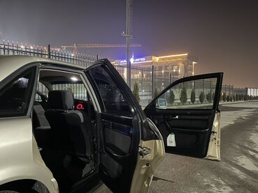 Audi: Audi A6: 1995 г., Механика, Бензин — 7