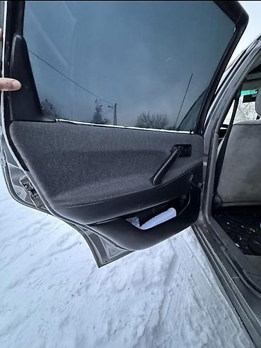 Volkswagen: Volkswagen Passat Variant: 1990 г., 1.8 л, Механика, Бензин, Универсал — 9