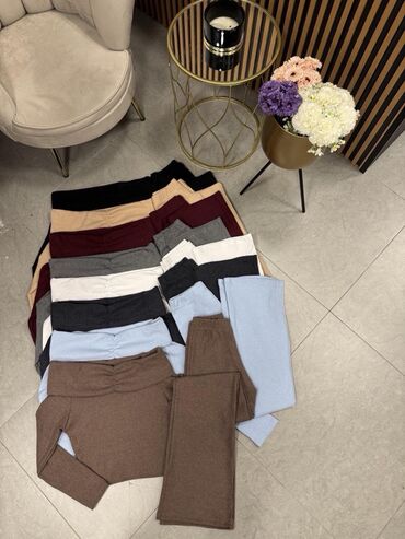 Kompleti: 💥Ženski komplet – bluza i pantalone💥 ✅Dostupan u vise boja ✅Odgovara — 9