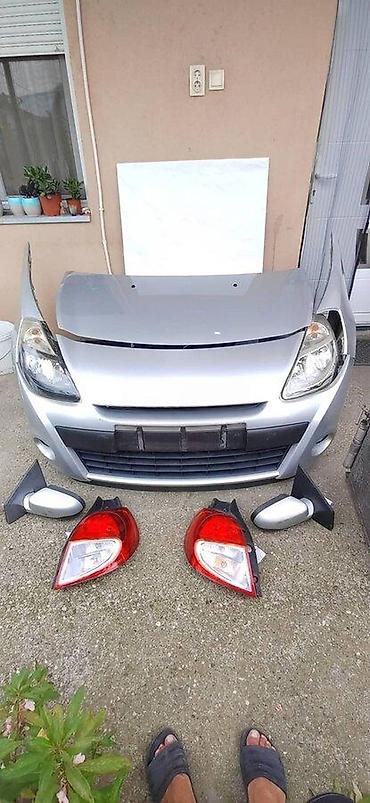 red bull nalepnice: BRANIC FAR HAUBA KRILA ZA RENAULT CLIO OD 2009. DO 2013. GOD. | — 5