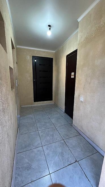 Продажа коттеджей и домов: 🏡 Срочно продаётся 4-к дом в📍ж/м Ак-Ордо1 Локация: Пересечение ул — 7