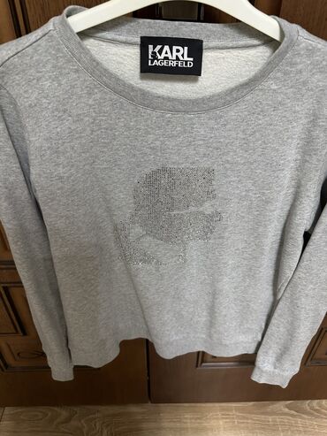 Köynək və bluzalar: 10 azn . Razmer S/M — 27