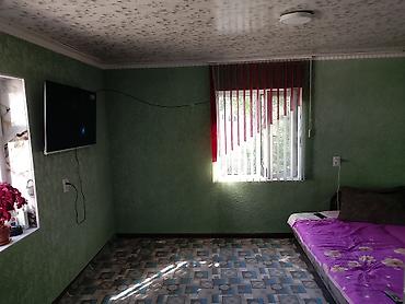 Продажа коттеджей и домов: Продаётся жилой дом с большим двором и капитальным забором по — 2