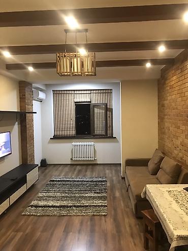 2 комнаты, Асанбай мкр, Постельное белье, Кондиционер, Парковка