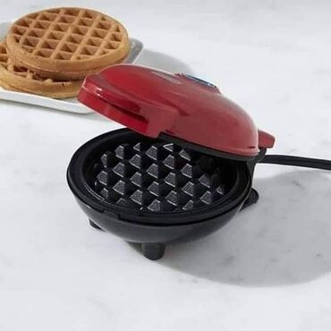 Ostali kuhinjski aparati: Mini aparat za galete
350w
CENA 1850 din — 1