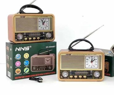 retro konzole: Retro radio sa USB, Bluetooth i satom Kombinacija retro izgleda i