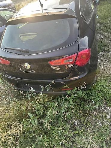 jabucice za auto: ALFA GULIETTA BRANIK FAR HAUBA KRILO I SVE OSTALO | Alfa gulietta — 1