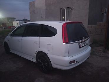 банан водный: Honda Stream: 2002 г., Автомат, Бензин, Минивэн — 3
