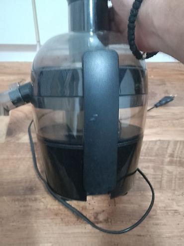 Sokovnici: Sokovnik Philips – QuickClean tehnologija - Kompaktni centrifugalni — 8