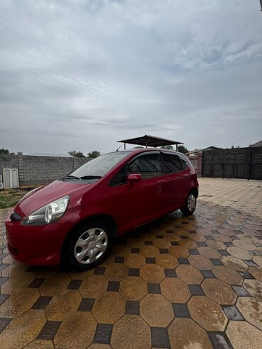 автомобили в рассрочку без первоначального взноса: Honda Fit: 2002 г., 1.3 л, Вариатор, Бензин, Хэтчбэк