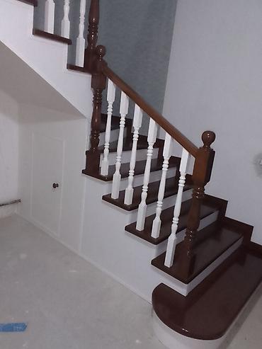 Обшивка лестниц: Лестница заказ алабыз Кара жыгач сосна шпон фонерадан — 19