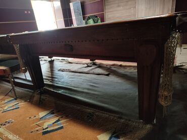 Бильярдные столы: Продаю бильярдный стол размер 3.25*1.95(не китайский,не мрамор)дерево — 18