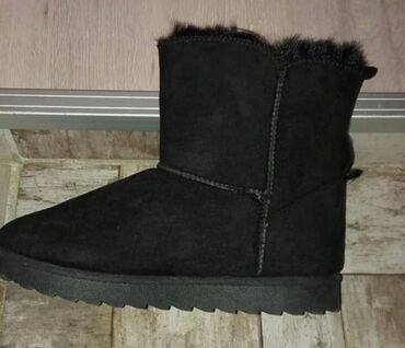 hajkir obuca: Ugg boots, color - Black, 36