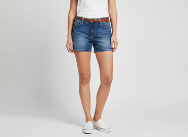 ben sherman buty: United Colors of Benetton, Shorts for women, size M