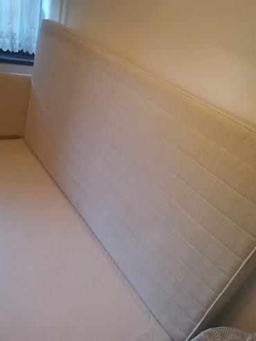 epoxy stolovi: Krevet samac. Simpo sa kvalitnim dušekom.Krevet dimenzija — 3