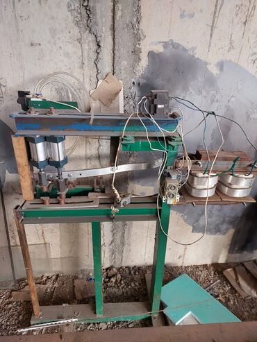 оборудование для шаурмы бишкек: Прдаю станок для изготовления кладочной сетки "(сетко мак)" 3 штук и