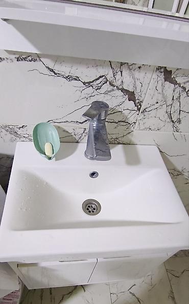 sade guzgu: Ünvan Avtovağzal metrosunun yaxınlığı Hamam otağı üçün ağ rəngli — 2