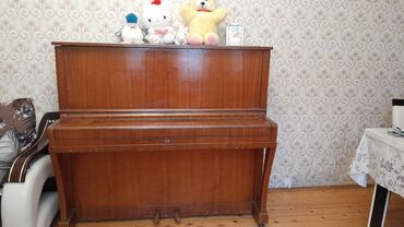 беларусь пианино: Piano, Belarus, Akustik, İşlənmiş, Ünvandan götürmə
