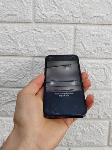 Apple iPhone: IPhone 12 Pro, 128 GB, Qara, Face ID — 9