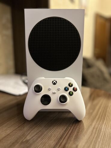 икс бокс сериес с: Продаю xbox series s с геймпадом