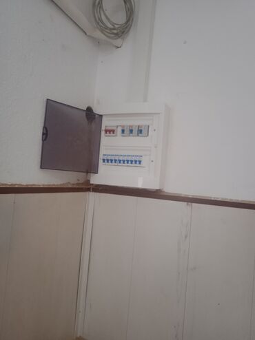 Электрики: Электрик | Установка автоматов, Установка коробок, Установка распределительных коробок Больше 6 лет опыта — 2