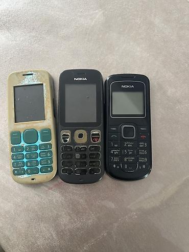 Nokia rəng - Qara, Düyməli