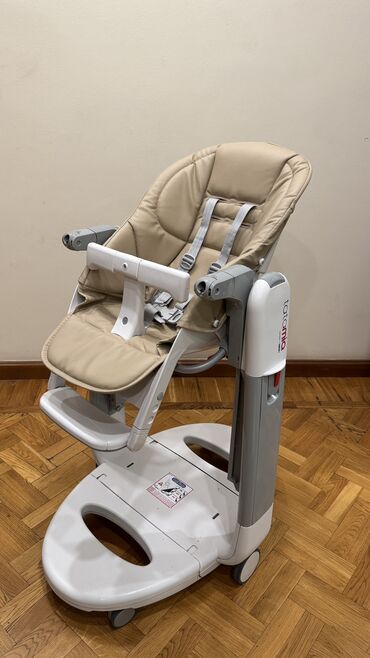 ролики для откатных ворот: Стульчик для кормления, Б/у, Peg perego, Пластик, Трансформер, цвет - Бежевый, Самовывоз