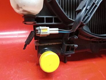 Радиаторы: Радиатор охлаждения двигателя SUBARU (б/у) ОРИГИНАЛЬНАЯ — 6