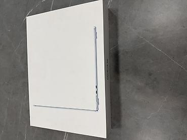 macbook air 2022: MacBook Air 15" (2025) в коробке Основные характеристики: - Чип Apple — 2