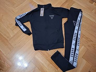 Gornji i donji deo: Ženske trenerke
S M l xl 2xl
3799 din — 7