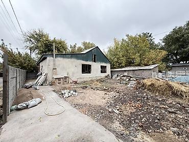 Почти даяр үйү мн 4сотых жер сатылат срочно. Бул ортомчулар эмес. Түз lalafo.kg да — 2 Почти даяр үйү мн 4сотых жер сатылат срочно. Бул ортомчулар эмес. Түз — 2