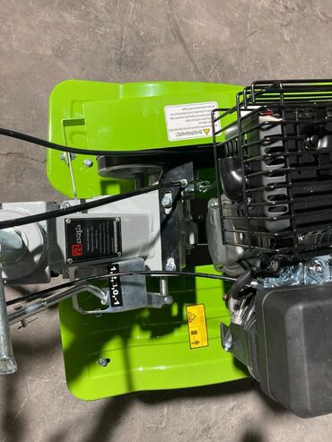 Дизельные мотоблоки: Мотоблок бензиновый Рассрочка дагы берилет. 8лашадный сила 4 л бак — 7