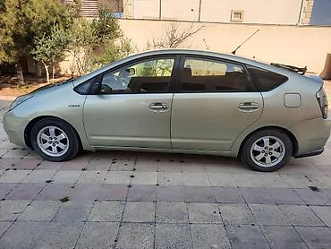 scooter az: Toyota Prius (2-ci nəsil) hibrid hetçbek Xarici: - Açıq yaşıl rəngli — 6