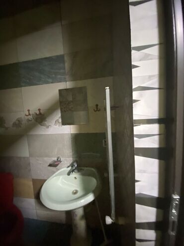 Uzunmüddətli kirayə mənzillər: Kirayə 2 otaqlı ev,evdə hərbir əşya işlək vəziyətdədir isdilik sistemi -da lalafo.az — 8 Uzunmüddətli kirayə mənzillər: Kirayə 2 otaqlı ev,evdə hərbir əşya işlək vəziyətdədir isdilik sistemi — 8