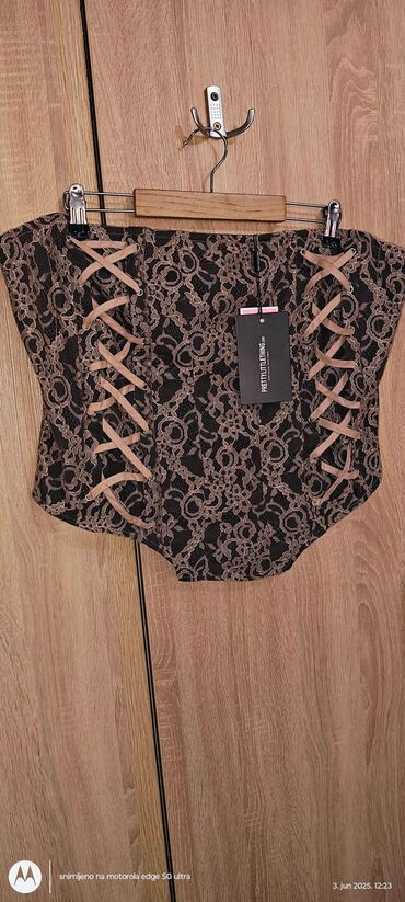 aplikator za sociva: Pretty Woman, 5XL (EU 50), Cvetni, bоја - Crna