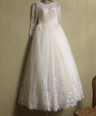 платье 58: Продаю свадебное платье(одевала 1раз,после хим чистки)6тыс,либо сдам
