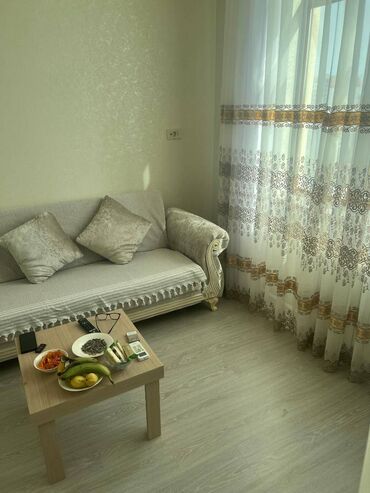 Uzunmüddətli kirayə mənzillər: Qarayev metrosu yaxınlığında mənzil kirayə verili. Ümumi sahəsi 75 -da lalafo.az — 2 Uzunmüddətli kirayə mənzillər: Qarayev metrosu yaxınlığında mənzil kirayə verili. Ümumi sahəsi 75 — 2