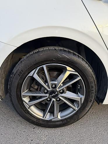 Продажа авто: Kia K3: 2021 г., 1.6 л, Вариатор, Бензин, Седан — 5