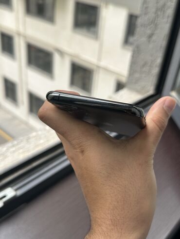 Apple iPhone: IPhone 11 Pro Max, 256 GB, Space Gray, Face ID — 10