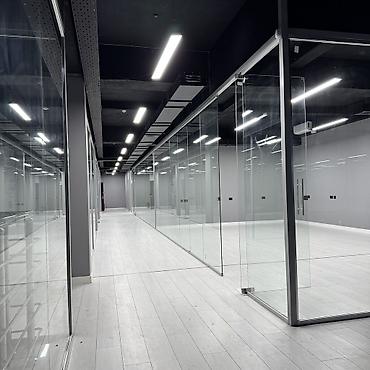 Аренда офисов: Аренда офисов, 20 м², В торговом центре, 1 линия — 11