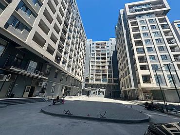 Квартиры: 3 комнаты, Новостройка, 145 м² — 1
