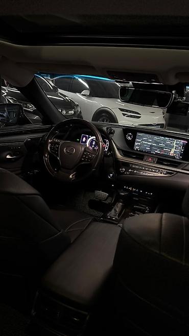 Lexus: Lexus ES: 2019 г., 2.5 л, Гибрид — 17