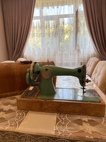 Tikiş maşınları: Tikiş maşını Shenzhen, Mexaniki, 6 saplı, Rayonlara çatdırılma, Ünvandan götürmə, Ödənişli çatdırılma — 9