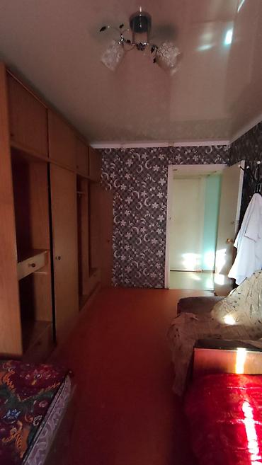 здаю комнату бишкек: Сдаю с подселением для парней в 3-х комн. кв. Свободно 1 место! В — 4