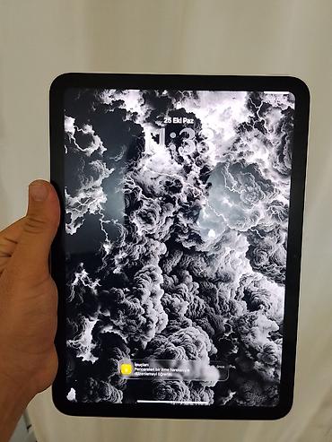 ipad air 4: Salam, İpad 10 cu nəsil, 2022 buraxılışı, amma karopkadada göründüyü — 2